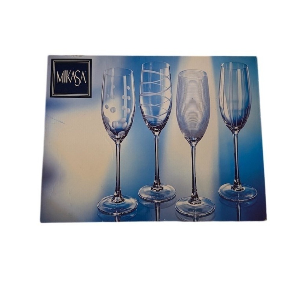 Mikasa Cheers Champagne Flutes Set of 3 missing 1 Assorted Etched Patterns w Box
